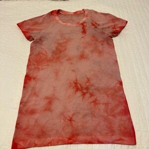 Swiftly Tech Short-Sleeve Shirt 2.0
Hip Length size 6